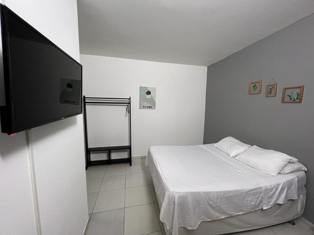 Hotel Estadio Expres Leticia Exterior photo